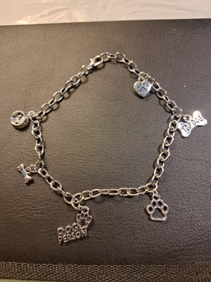 Animal charm bracelet