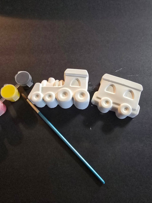 Train Paintable Set